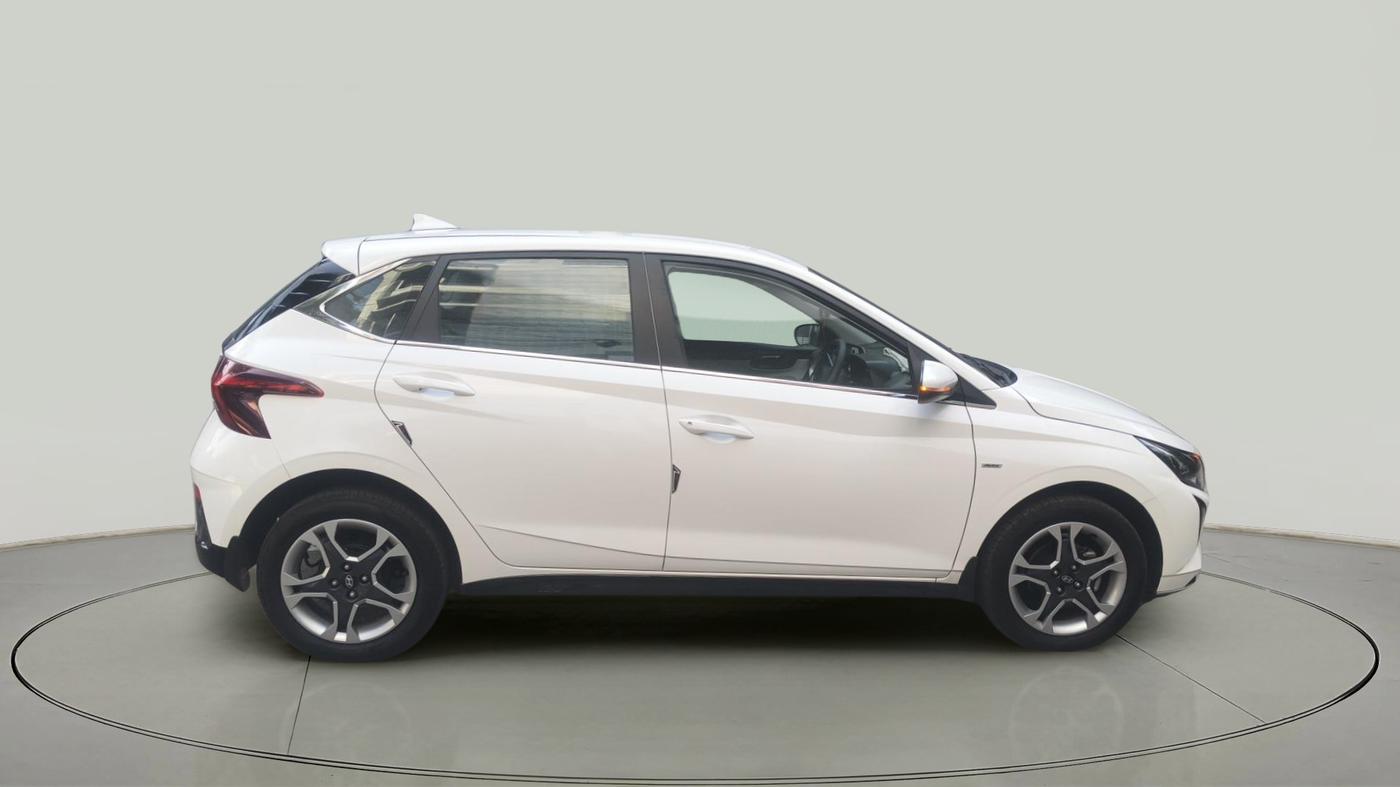 2024 Hyundai NEW I20 SPORTZ 1.2 IVT, Petrol, Automatic, 1,931 km, exterior