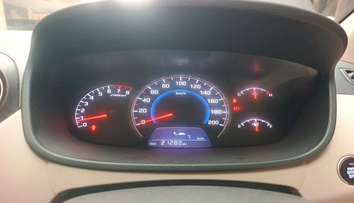 2016 Hyundai Grand i10 ASTA 1.2 KAPPA VTVT, Petrol, Manual, 21,282 km, interior