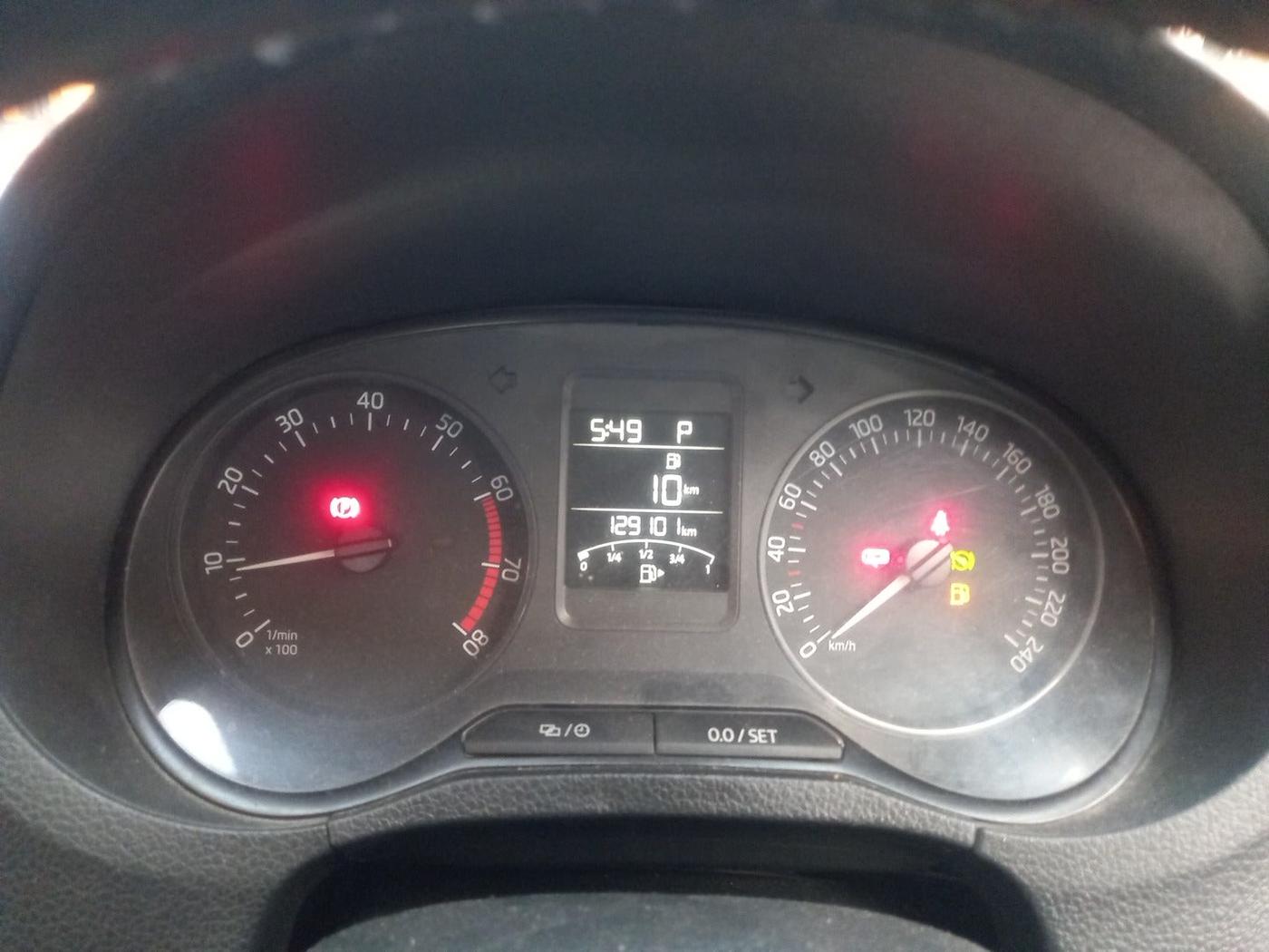 2019 Skoda Rapid STYLE 1.6 MPI AT, Petrol, Automatic, 1,29,101 km, interior