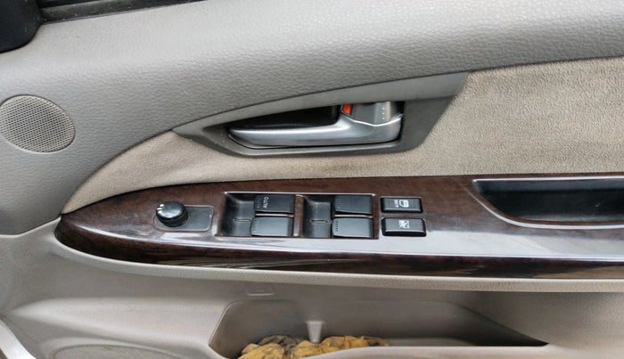 2010 Maruti SX4 ZXI, Petrol, Manual, 77,766 km, interior