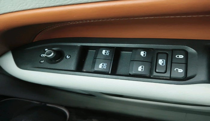 2021 Jeep Compass LIMITED (O) 2.0 DIESEL, Diesel, Manual, 43,249 km, interior