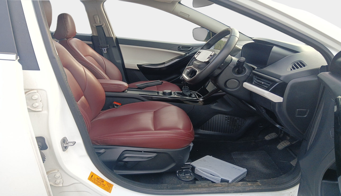 2024 Tata Curvv Creative 1.2 Petrol 6MT, Petrol, Manual, 19,241 km, interior