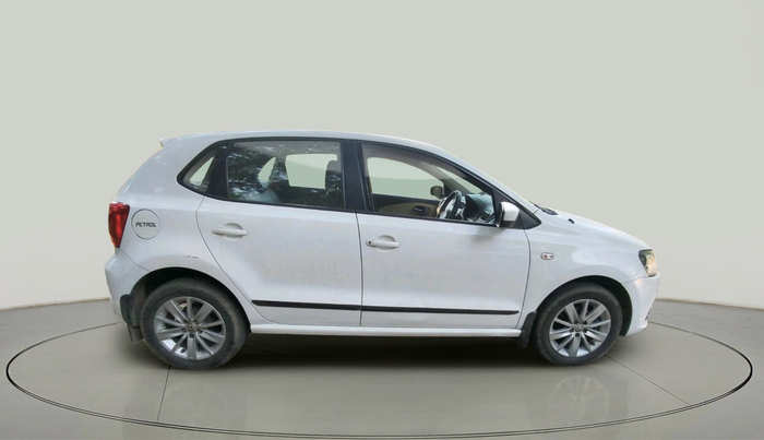 2015 Volkswagen Polo HIGHLINE1.2L, Petrol, Manual, 68,769 km, exterior