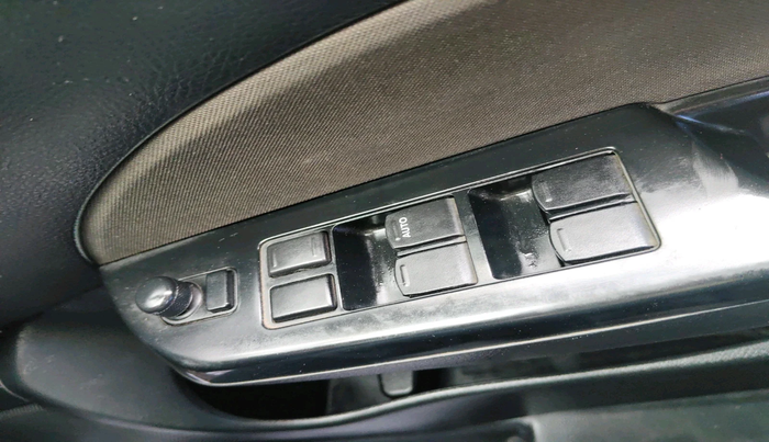 2016 Maruti Swift VDI, Diesel, Manual, 1,24,269 km, interior