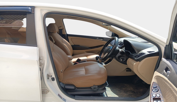 2015 Hyundai Verna FLUIDIC 1.6 CRDI S 4S, Diesel, Manual, 1,17,081 km, interior