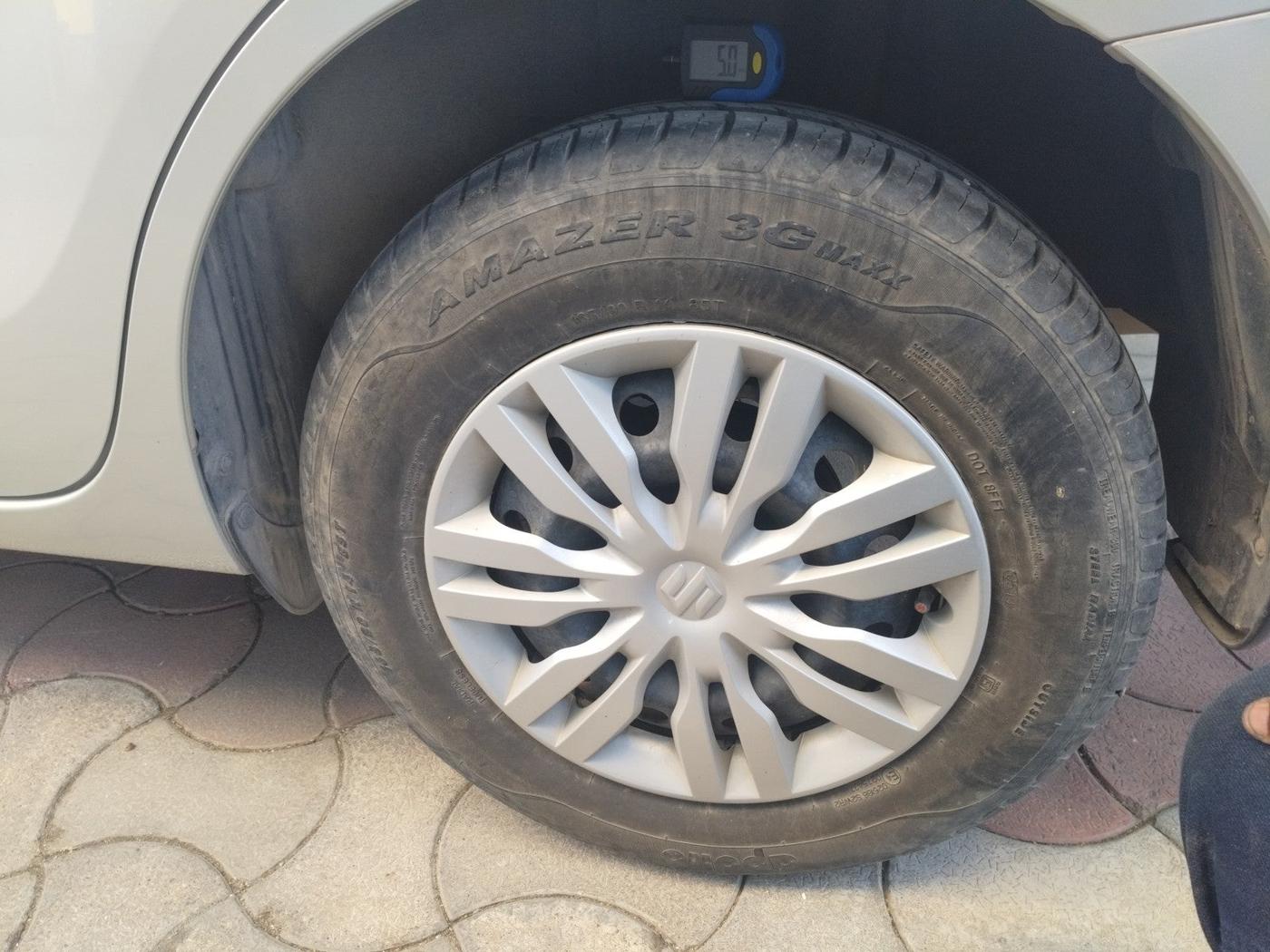 2019 Maruti Dzire VXI, Petrol, Manual, 8,330 km, tyre