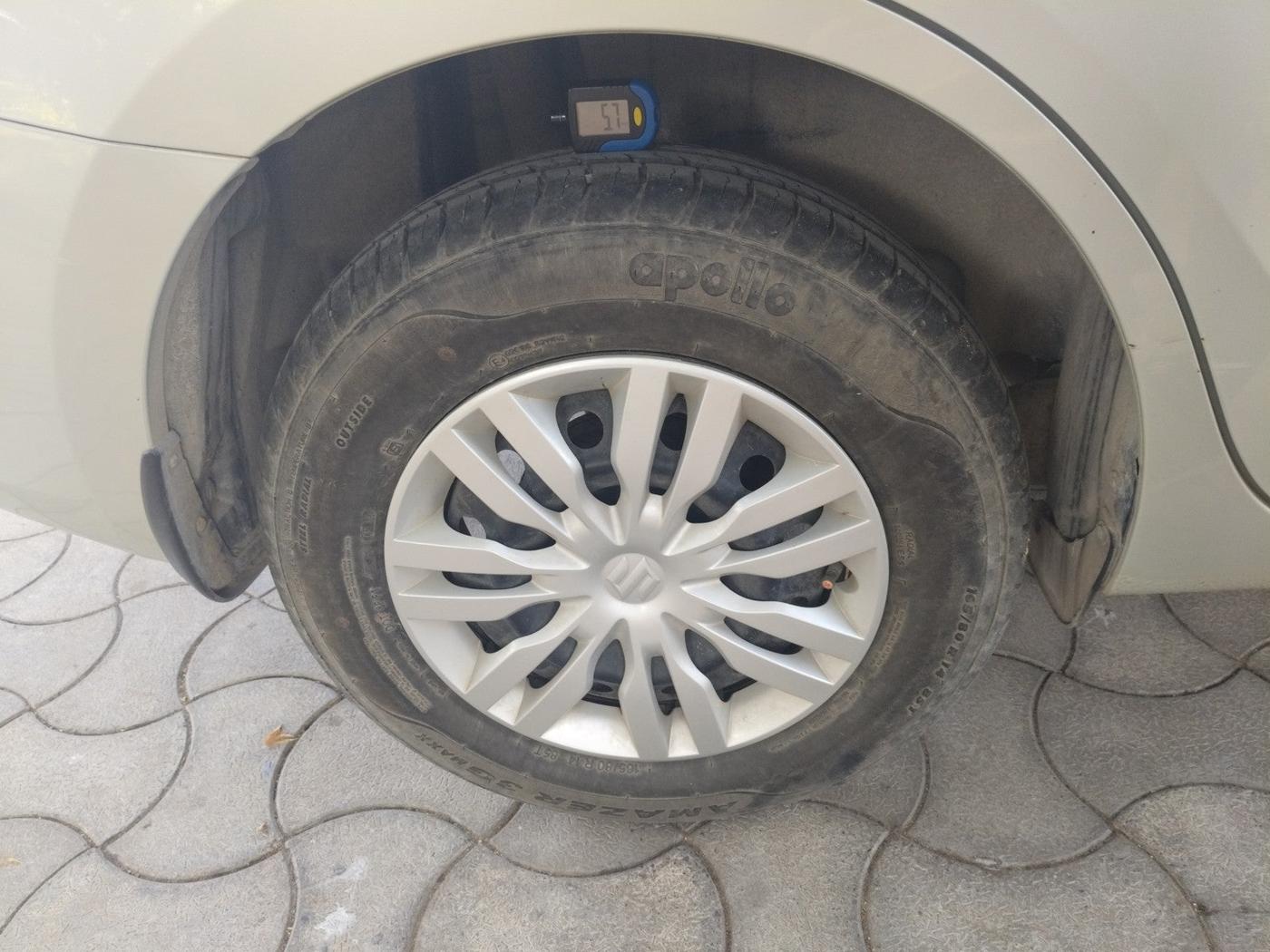 2019 Maruti Dzire VXI, Petrol, Manual, 8,330 km, tyre