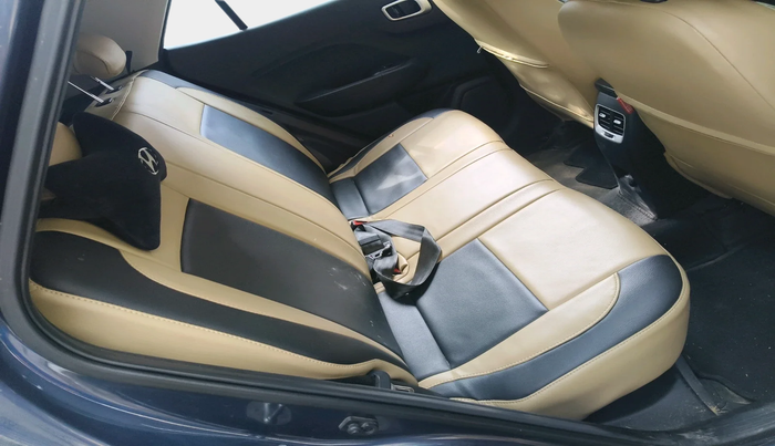 2021 Hyundai VENUE SX PLUS 1.0 TURBO DCT, Petrol, Automatic, 89,221 km, interior