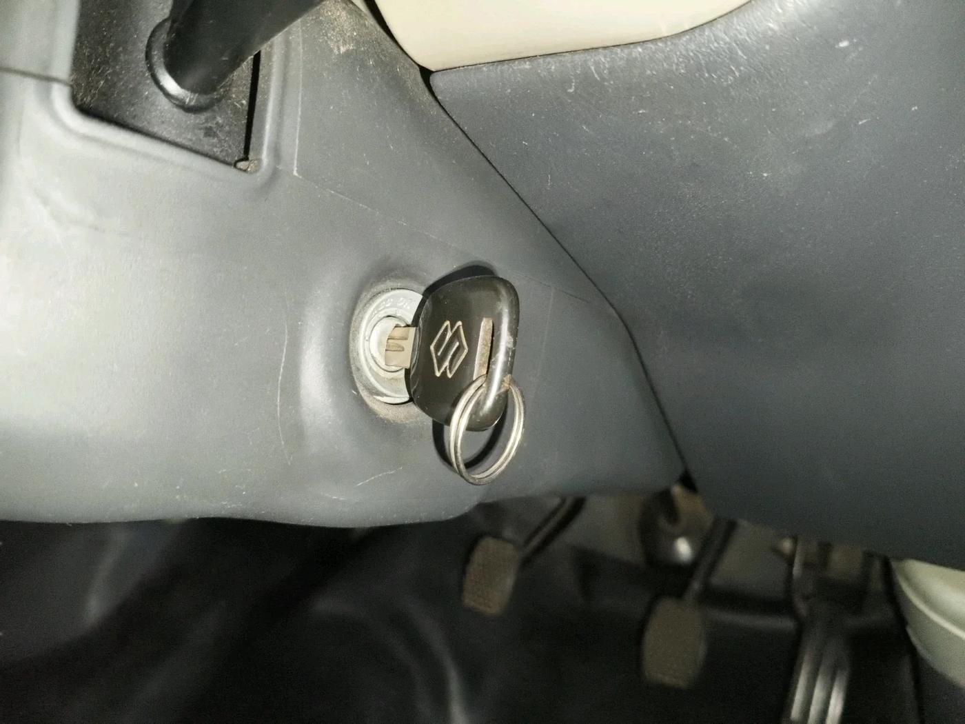 2015 Maruti Eeco 5 STR, Petrol, Manual, 75,973 km, interior