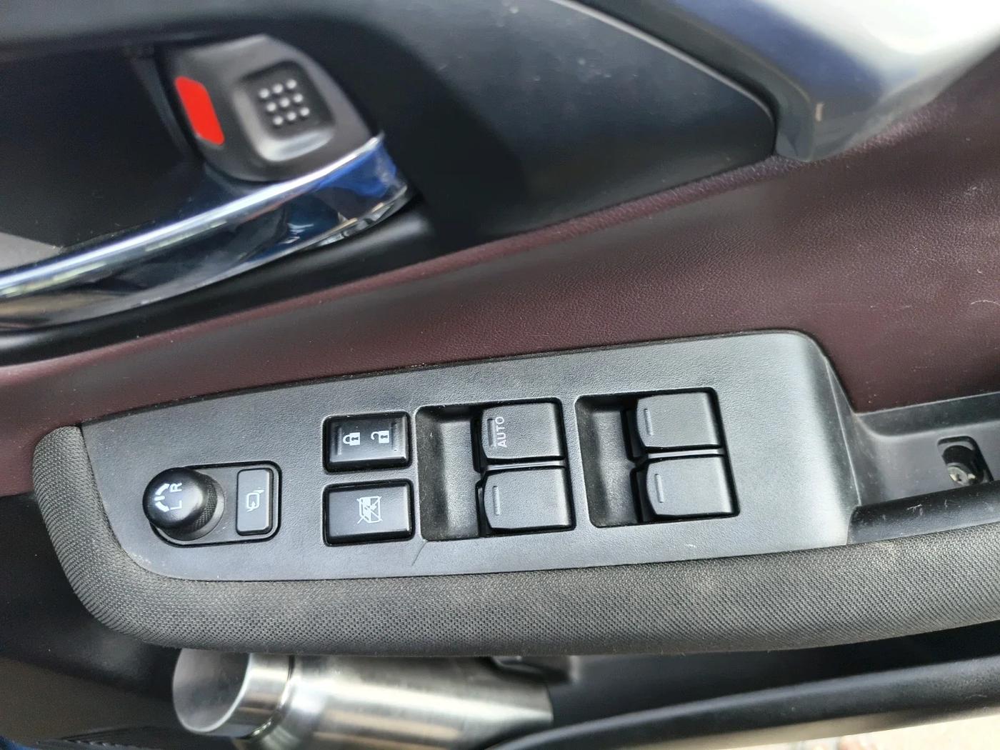 2023 Maruti Grand Vitara SIGMA SMART HYBRID, Petrol, Manual, 32,168 km, interior