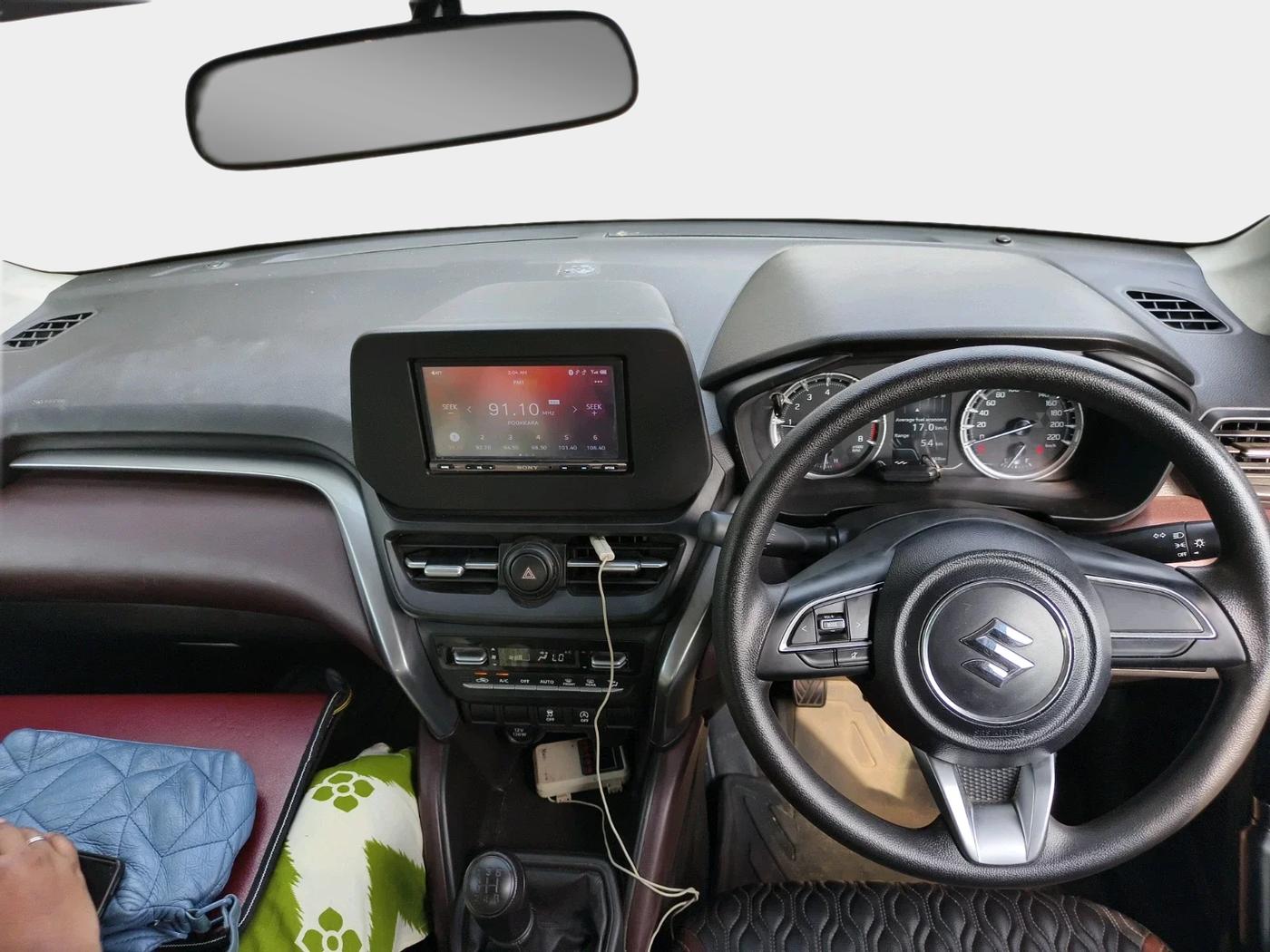 2023 Maruti Grand Vitara SIGMA SMART HYBRID, Petrol, Manual, 32,168 km, interior