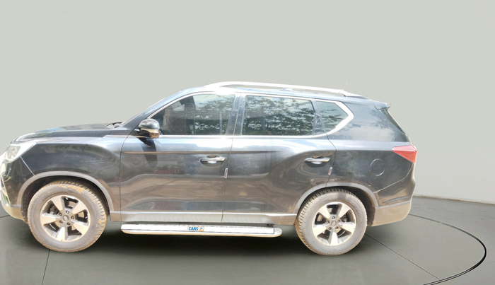 2019 Mahindra ALTURAS G4 4WD AT, Diesel, Automatic, 79,680 km, exterior