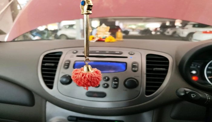 2015 Hyundai i10 SPORTZ 1.1, Petrol, Manual, 69,988 km, interior