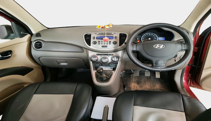 2015 Hyundai i10 SPORTZ 1.1, Petrol, Manual, 69,988 km, interior