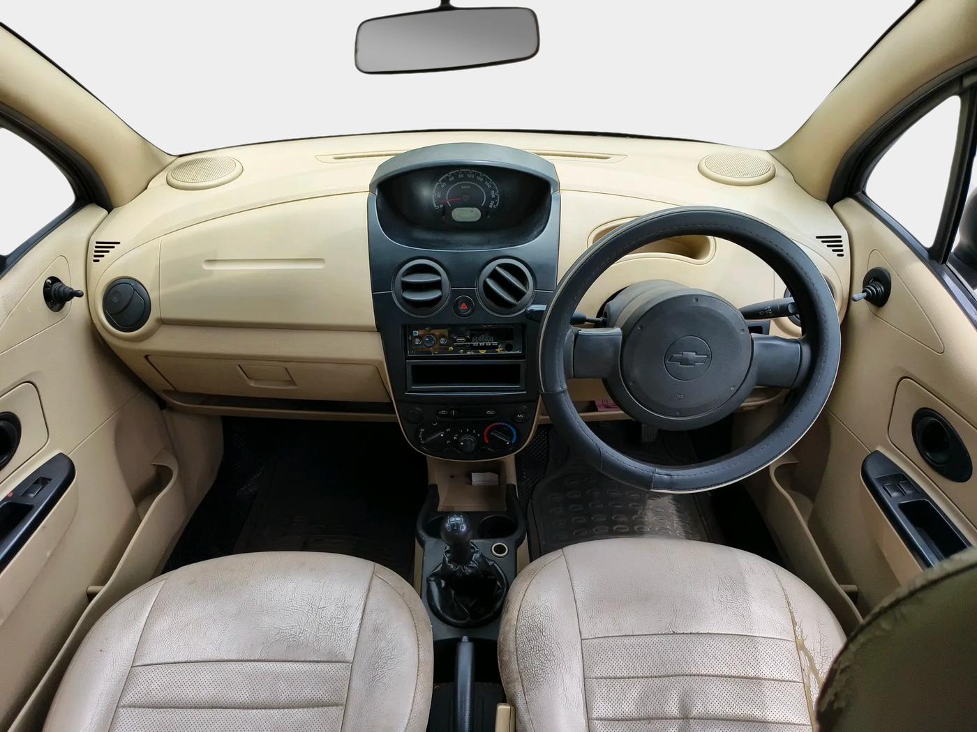2011 Chevrolet Spark LS 1.0, Petrol, Manual, 70,002 km, interior