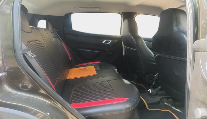 2018 Renault Kwid RXT 1.0 AMT (O), Petrol, Automatic, 46,867 km, interior