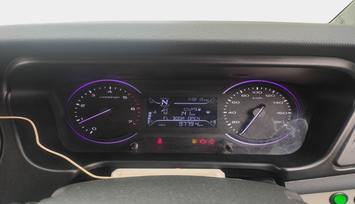 2019 Mahindra MARAZZO M2 7STR, Diesel, Manual, 97,794 km, interior