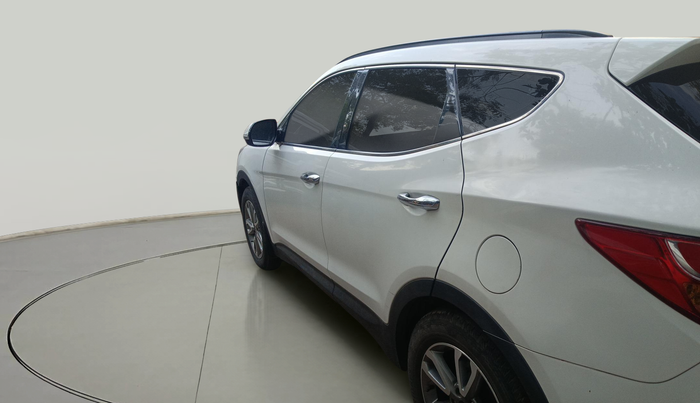 2016 Hyundai Santa Fe 2 WD AT, Diesel, Automatic, 79,959 km, exterior