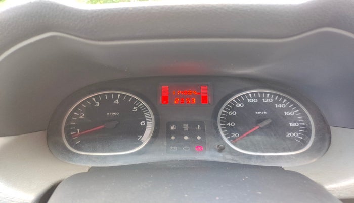 2013 Renault Duster 85 PS RXE DIESEL, Diesel, Manual, 1,14,004 km, interior