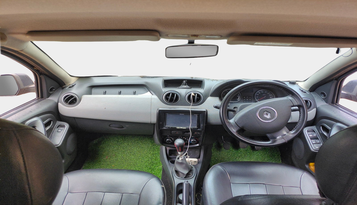 2013 Renault Duster 85 PS RXE DIESEL, Diesel, Manual, 1,14,004 km, interior