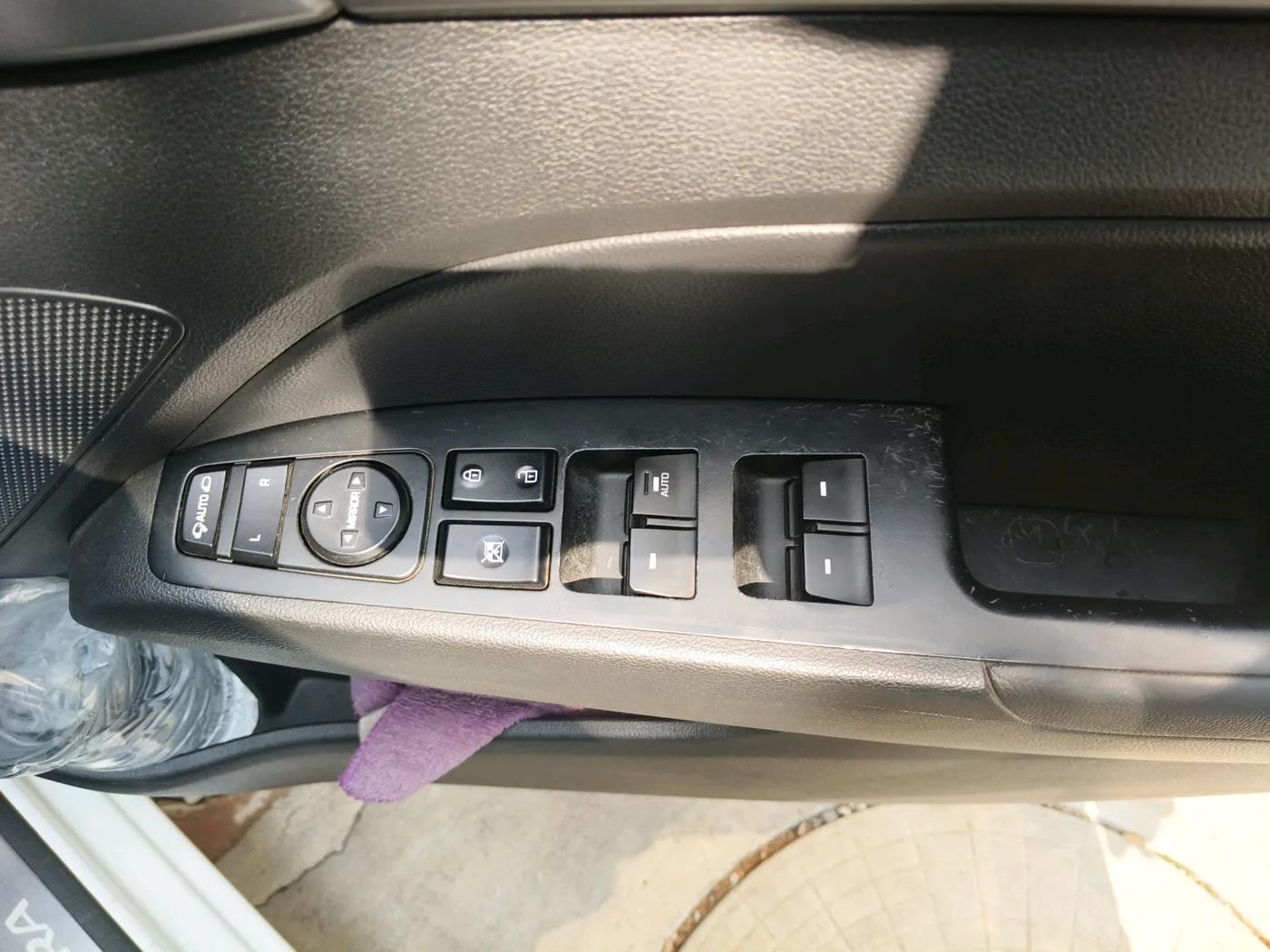2017 Hyundai New Elantra 2.0 SX(O) AT PETROL, Petrol, Automatic, 54,914 km, interior