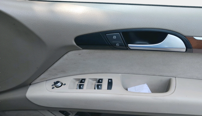 2014 Audi Q7 3.0 TDI QUATTRO, Diesel, Automatic, 86,517 km, interior