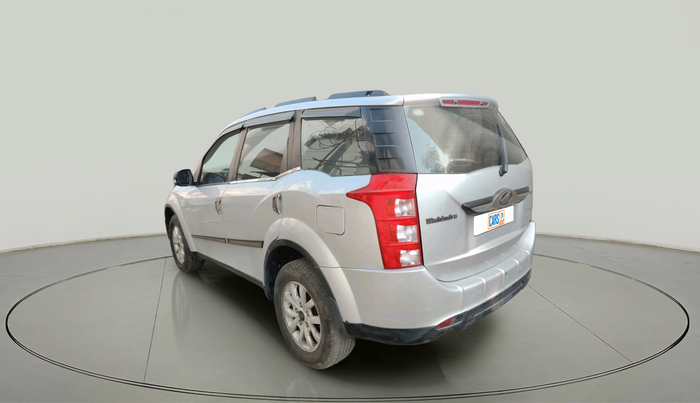 2015 Mahindra XUV500 W8, Diesel, Manual, 75,980 km, exterior