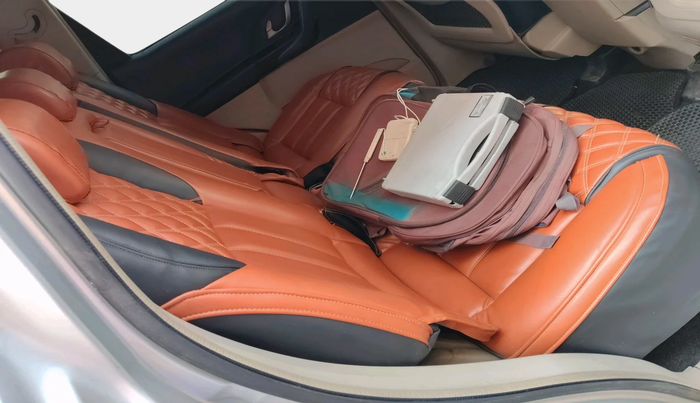 2015 Mahindra XUV500 W8, Diesel, Manual, 75,980 km, interior