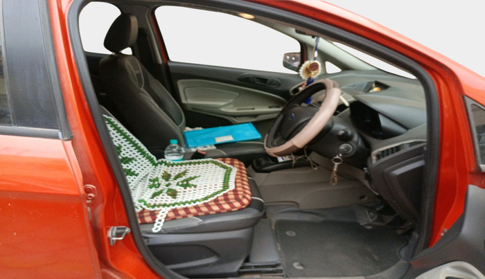 2014 Ford Ecosport AMBIENTE 1.5L DIESEL, Diesel, Manual, 1,17,163 km, interior