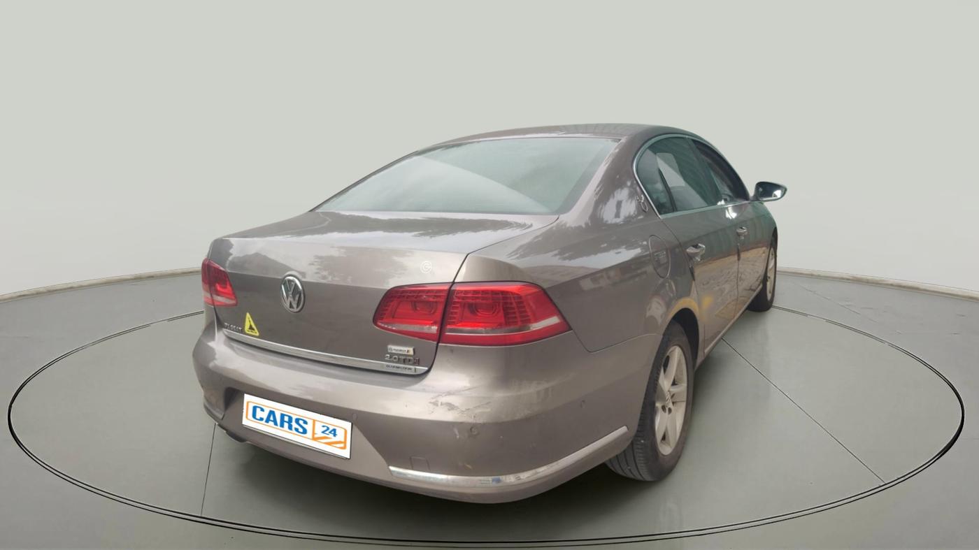2011 Volkswagen Passat 2.0 PD DSG, Diesel, Automatic, 1,85,856 km, exterior