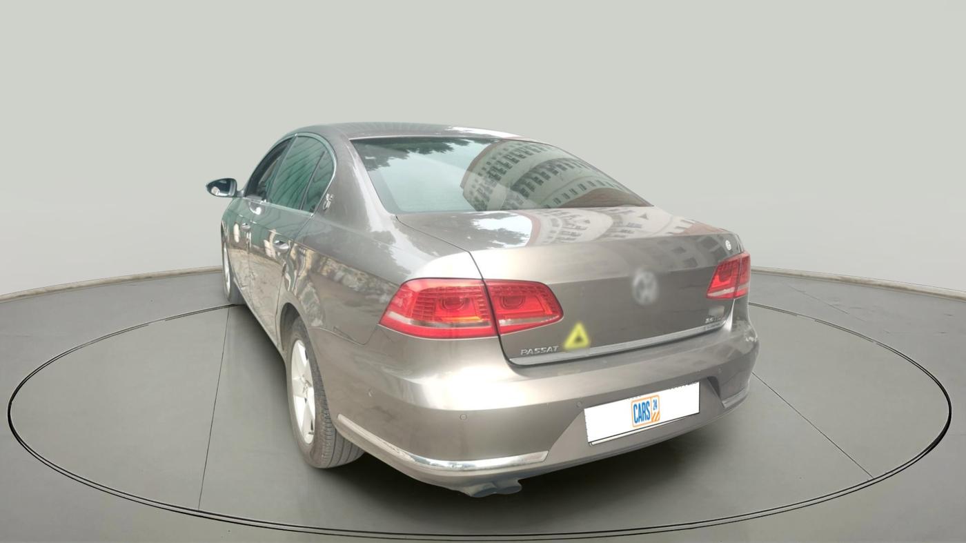 2011 Volkswagen Passat 2.0 PD DSG, Diesel, Automatic, 1,85,856 km, exterior