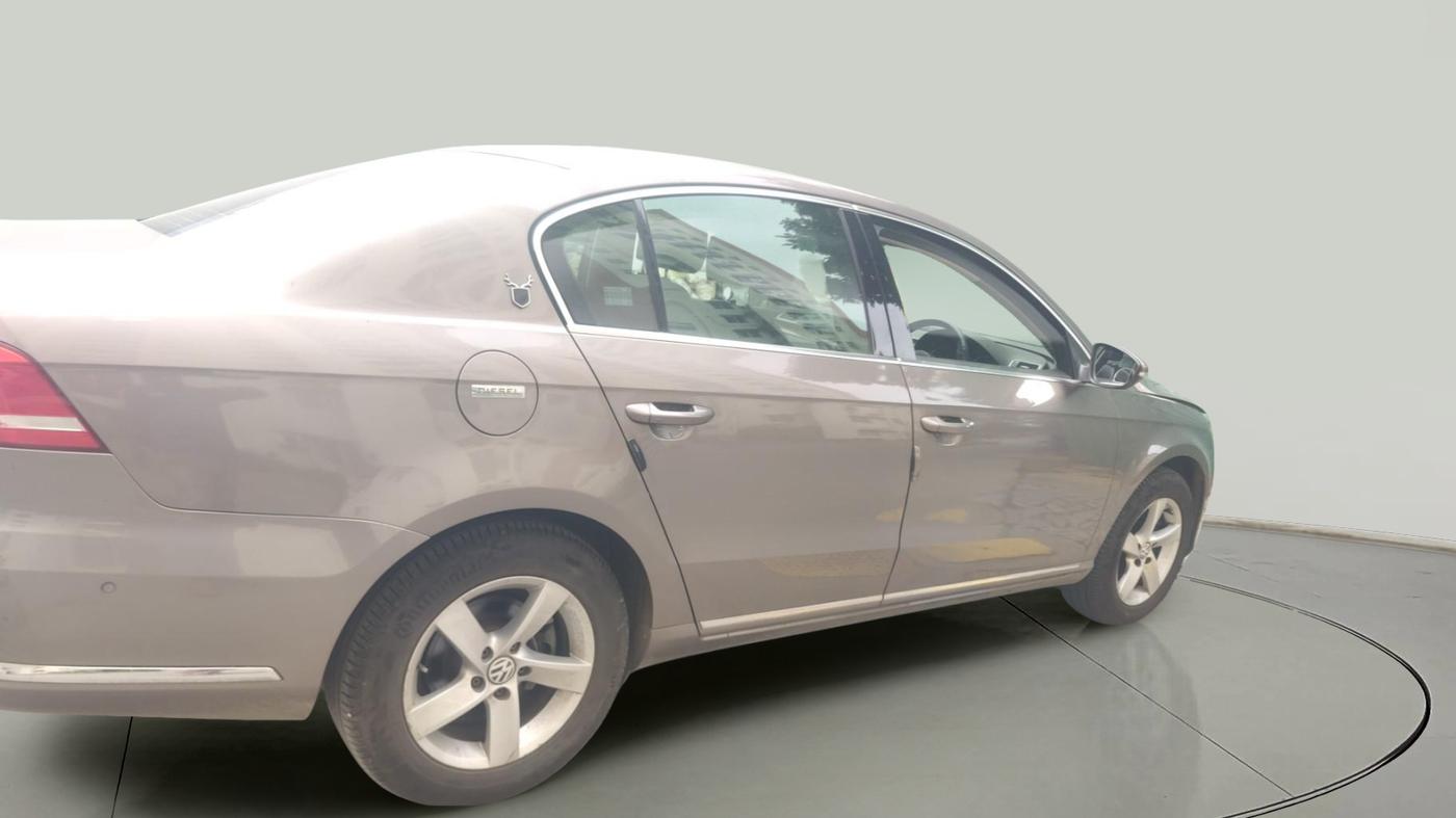 2011 Volkswagen Passat 2.0 PD DSG, Diesel, Automatic, 1,85,856 km, exterior