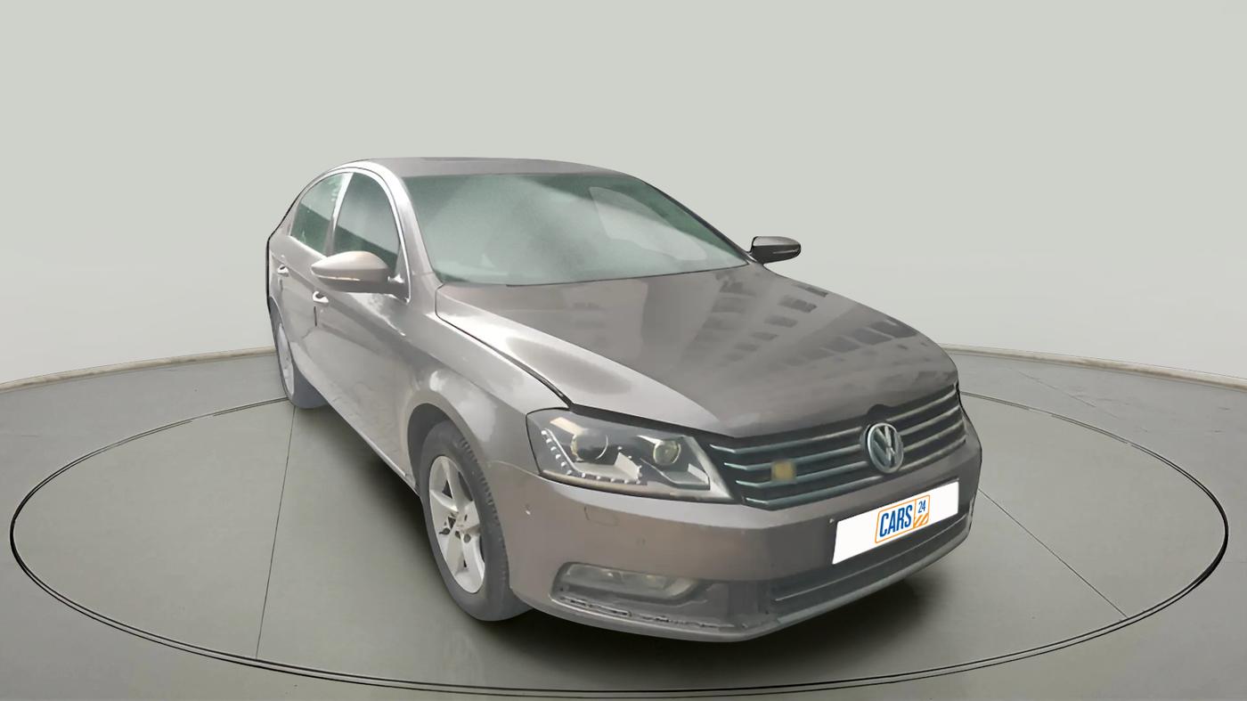 2011 Volkswagen Passat 2.0 PD DSG, Diesel, Automatic, 1,85,856 km, exterior