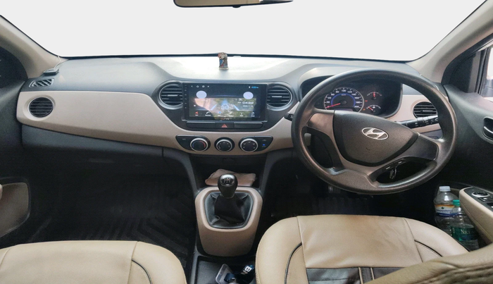 2016 Hyundai Grand i10 MAGNA 1.2 KAPPA VTVT, Petrol, Manual, 1,17,400 km, interior