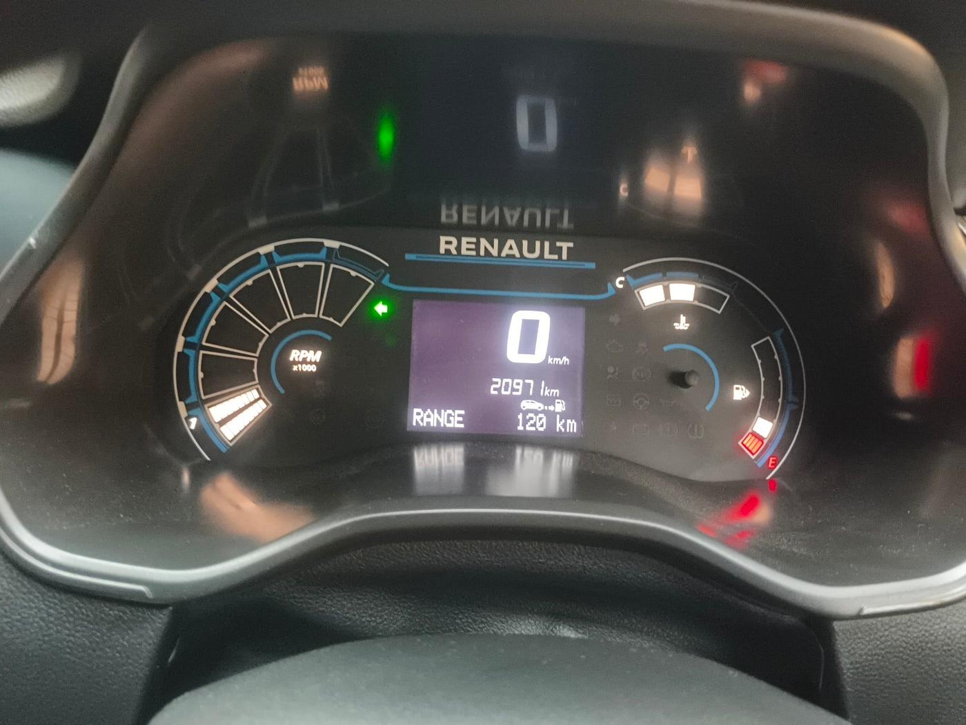 2024 Renault TRIBER RXL MT, Petrol, Manual, 20,971 km, interior