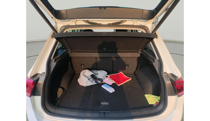 2018 Volkswagen TIGUAN HIGHLINE TDI AT, Diesel, Automatic, 1,11,627 km, exterior