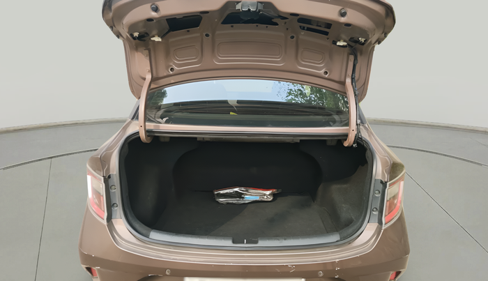 2020 Hyundai AURA SX PLUS 1.2 AMT CRDI, Diesel, Automatic, 72,122 km, exterior