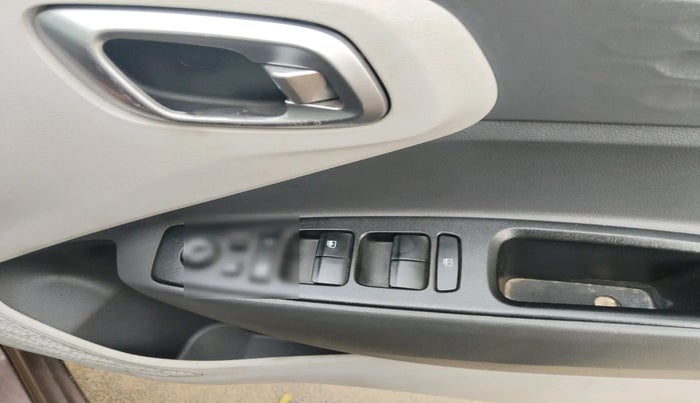 2020 Hyundai AURA SX PLUS 1.2 AMT CRDI, Diesel, Automatic, 72,122 km, interior