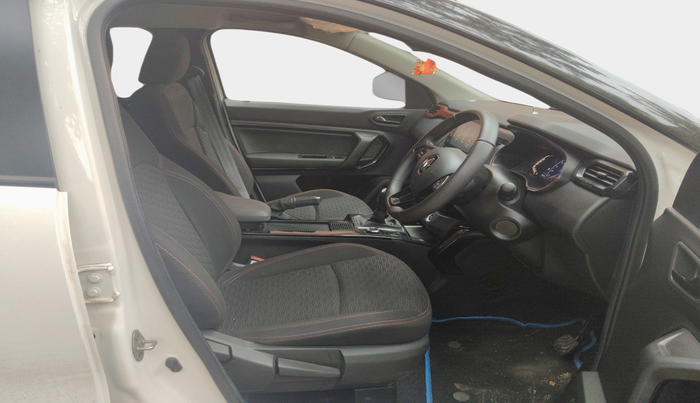 2023 Renault Kiger RXZ AMT, Petrol, Automatic, 5,821 km, interior