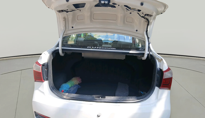 2017 Hyundai Xcent E, Petrol, Manual, 44,961 km, exterior