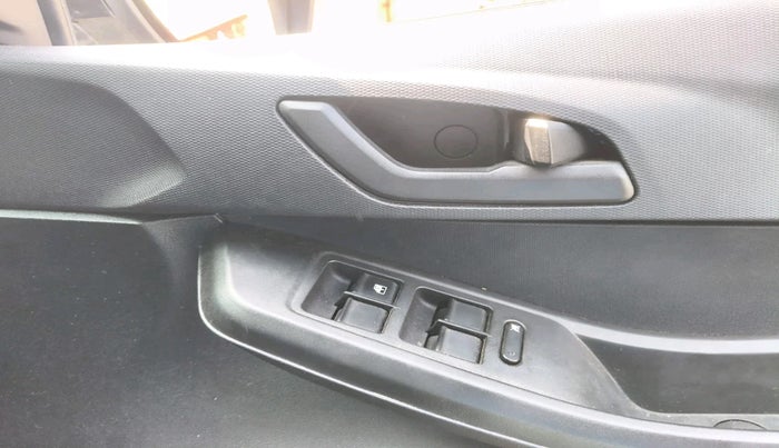 2021 Tata TIAGO NRG XZ MT, Petrol, Manual, 61,206 km, interior