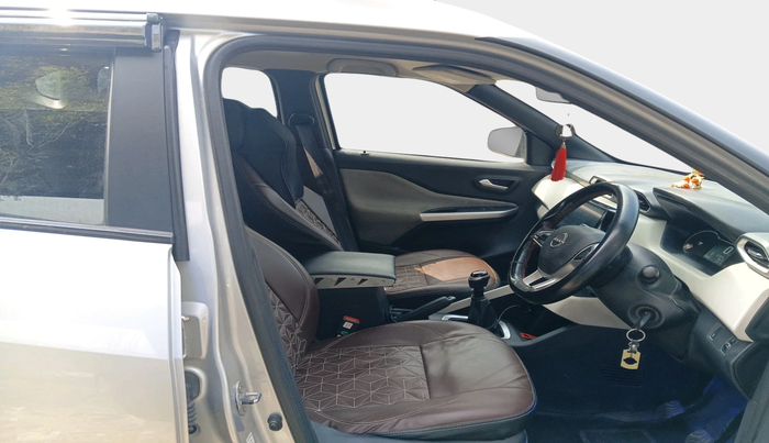 2023 Nissan MAGNITE XL, Petrol, Manual, 52,306 km, interior