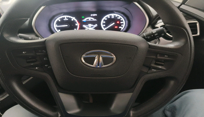 2021 Tata Harrier XT 2.0L KRYOTEC, Diesel, Manual, 40,983 km, interior