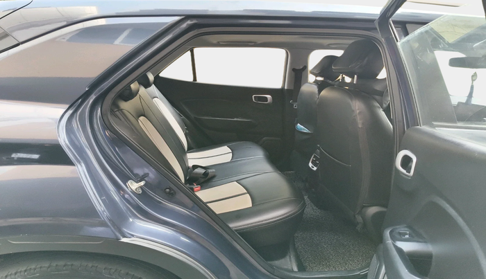 2020 Hyundai VENUE SX 1.5 CRDI, Diesel, Manual, 81,729 km, interior