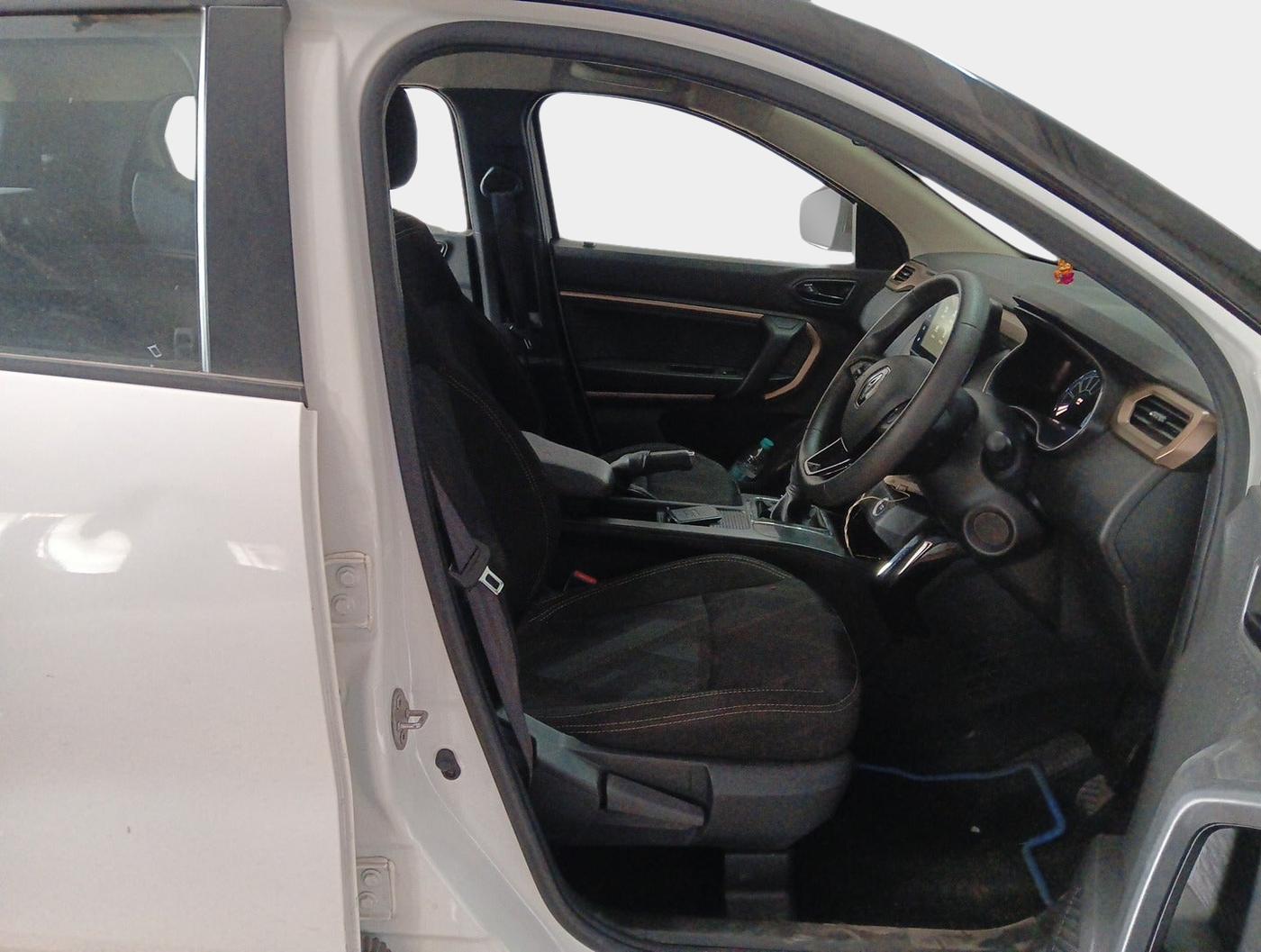 2021 Renault Kiger RXT AMT DUAL TONE, Petrol, Automatic, 15,298 km, interior