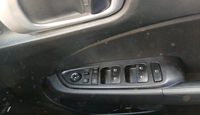 2019 Hyundai VENUE SX PLUS 1.0 TURBO DCT, Petrol, Automatic, 1,12,425 km, interior