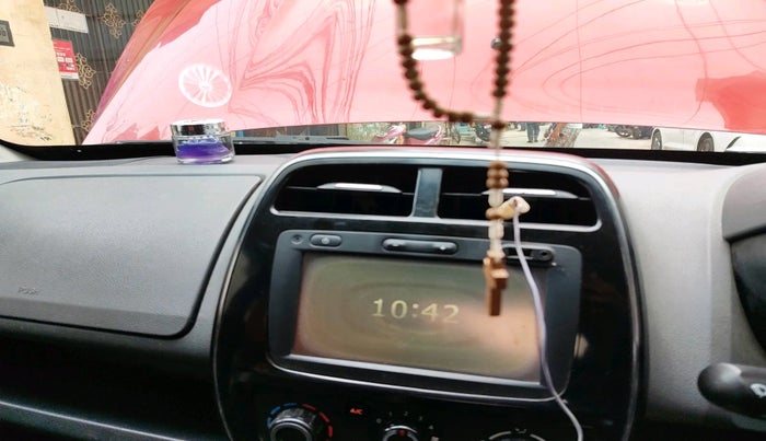 2016 Renault Kwid RXT 0.8, Petrol, Manual, 49,445 km, interior