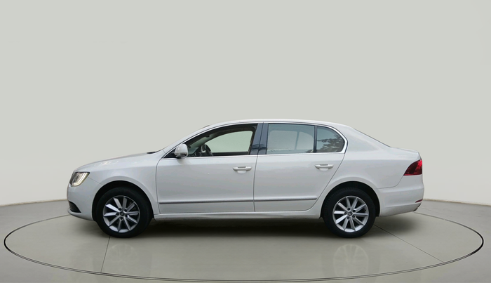 2014 Skoda Superb ELEGANCE 1.8 TSI AT, Petrol, Automatic, 77,758 km, exterior