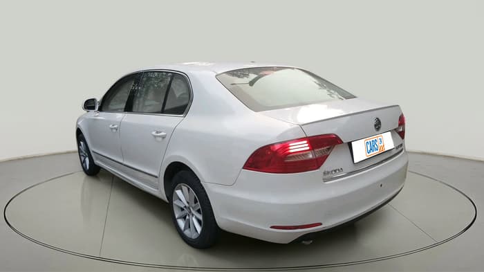 2014 Skoda Superb ELEGANCE 1.8 TSI AT, Petrol, Automatic, 77,758 km, exterior
