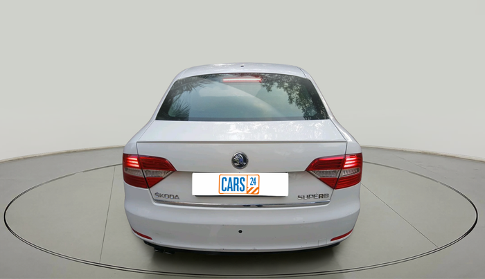 2014 Skoda Superb ELEGANCE 1.8 TSI AT, Petrol, Automatic, 77,758 km, exterior